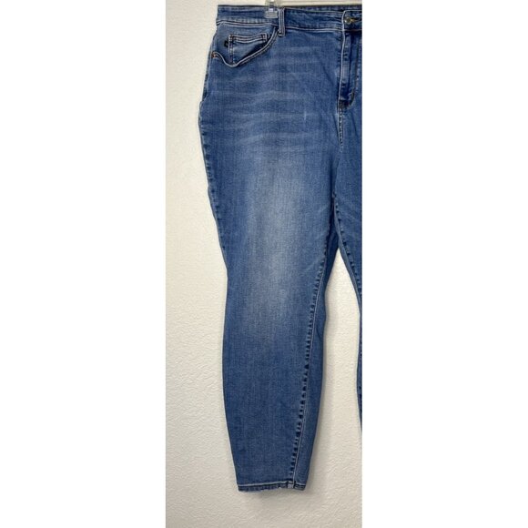 Judy Blue Skinny Fit Plus Sz Jeans 24W Straight Leg JB82548MD-PL - Picture 3 of 12
